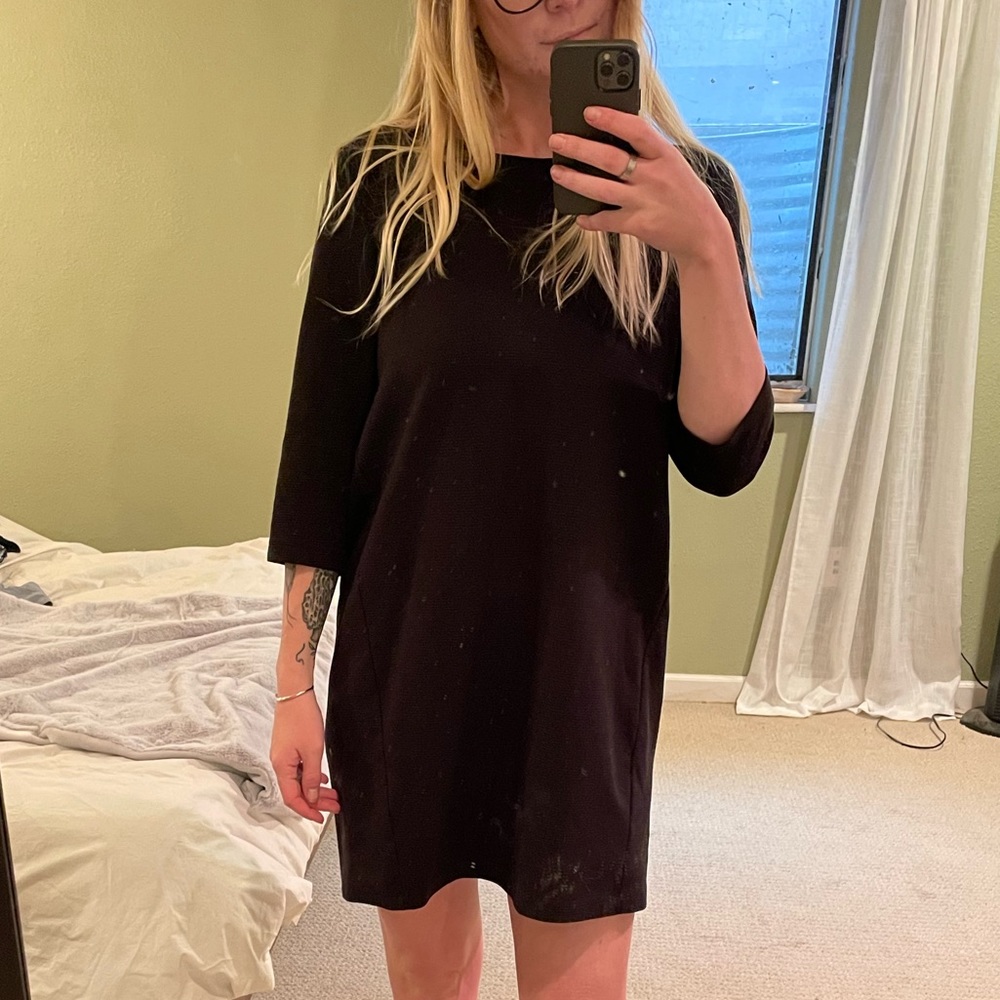 Adorable black dress!!!